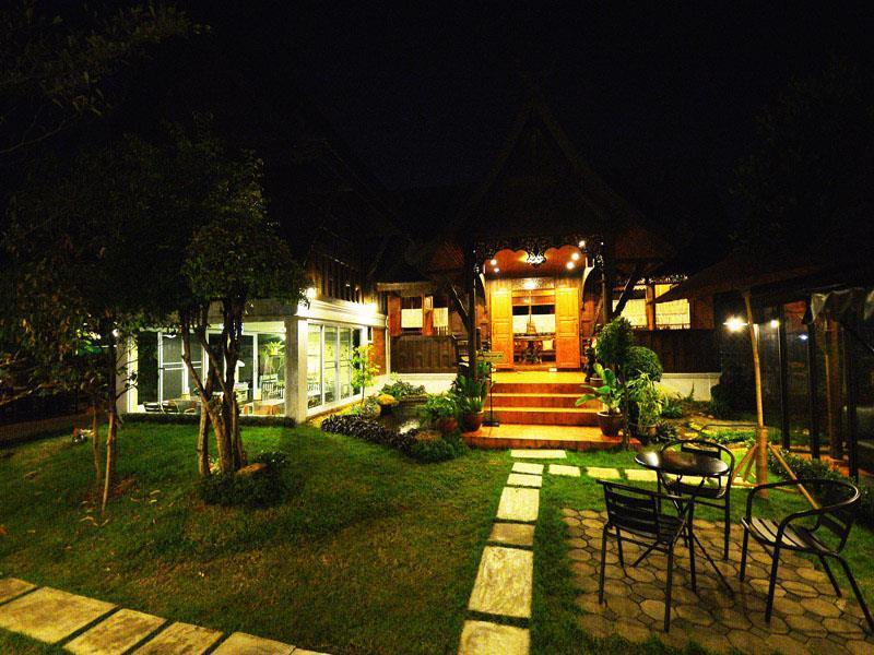 Baan Kumwan Boutique Hotel Lampang Exteriör bild